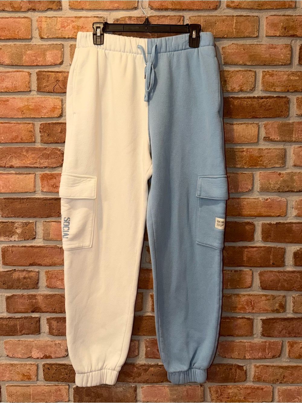 Social Tourist Color Block Jogger Sweatpants White Blue Cozy Lounge Streetwear